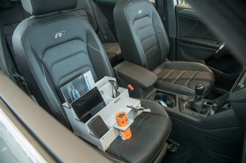 Orsibox Aufbewahrungsbox in weiss für Beifahrer und Rücksitze - Ordnung am  Autositz